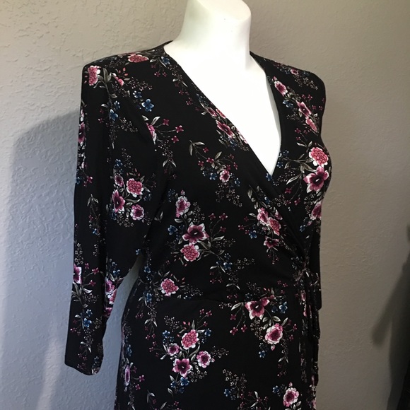 Torrid Women’s Plus Size 2X Floral Dress - Picture 2 of 8